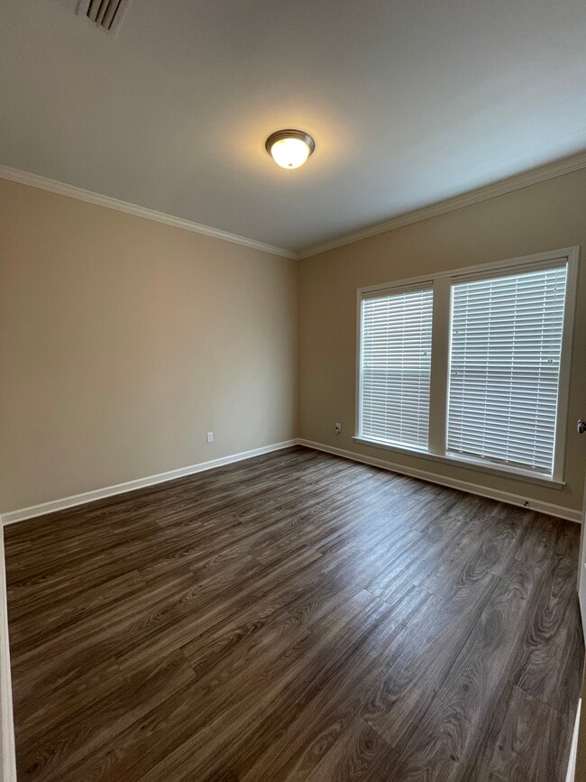 Building Photo - 407 Cotton Ridge Ln