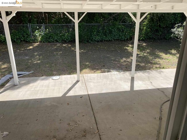 Building Photo - 1801 Sereno Dr