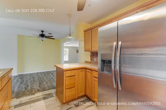 Building Photo - 139 Beachview Ave