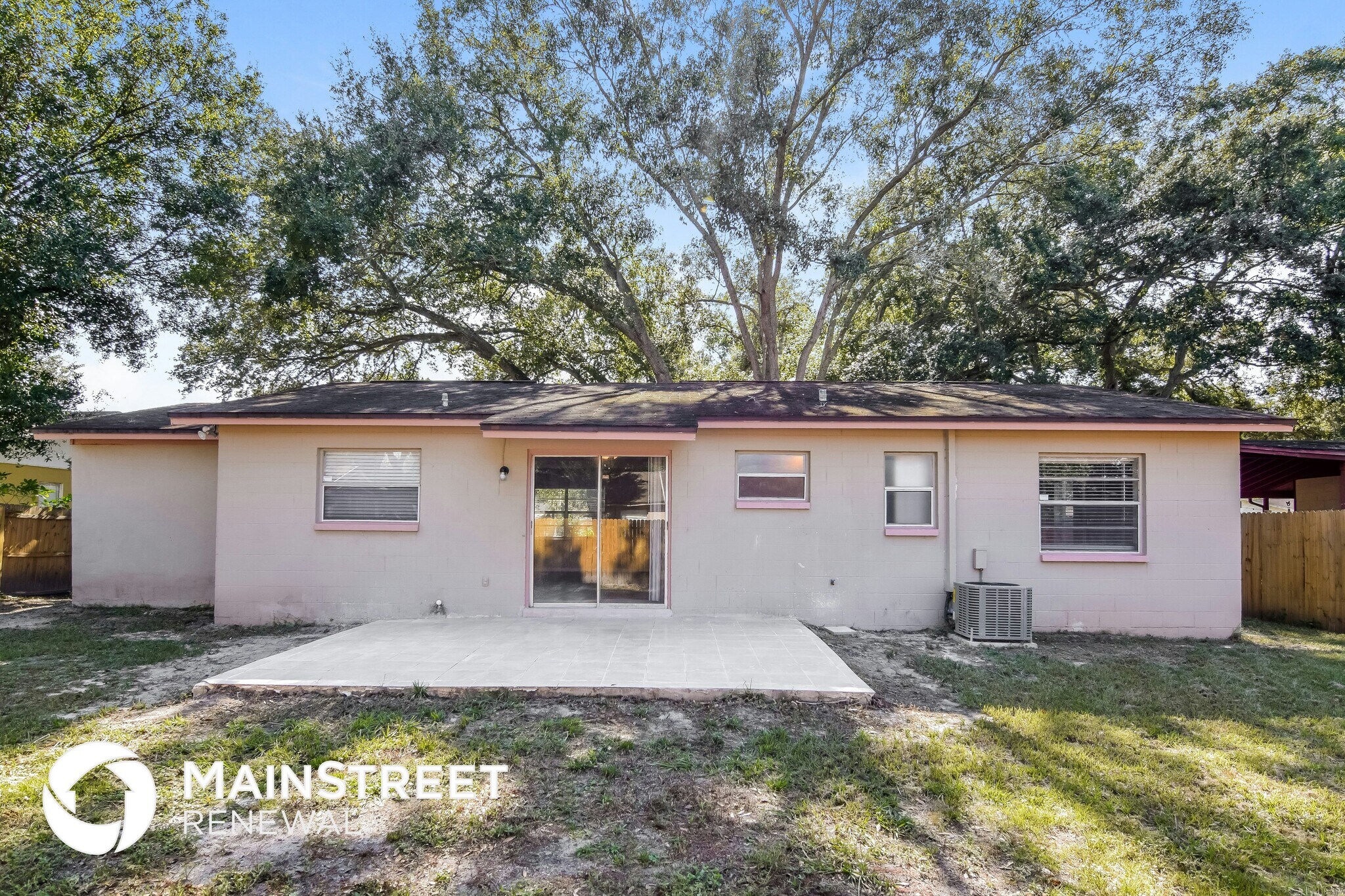 Building Photo - 1733 Green Ridge Rd