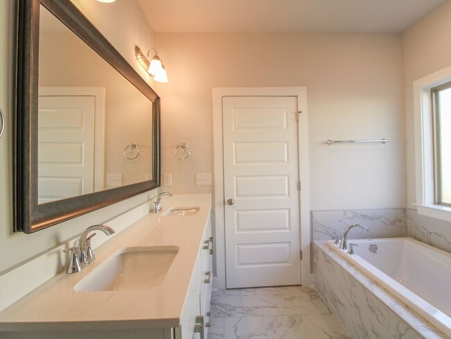 Building Photo - RENT SPECIAL of $1,595/MONTH for 12 MONTHS...