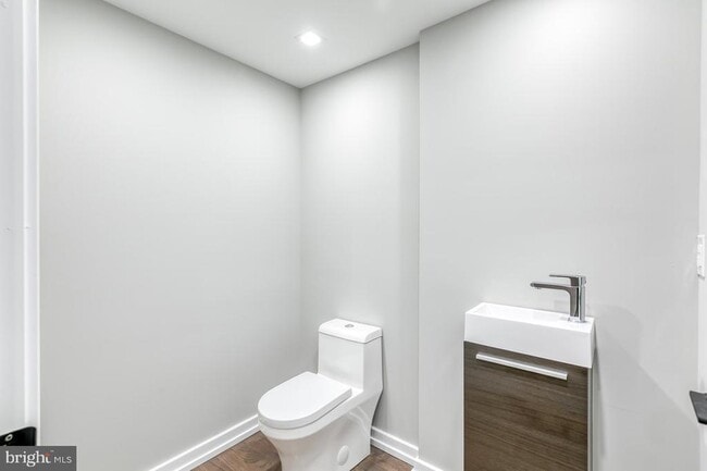 Building Photo - 2026 Spring Garden St