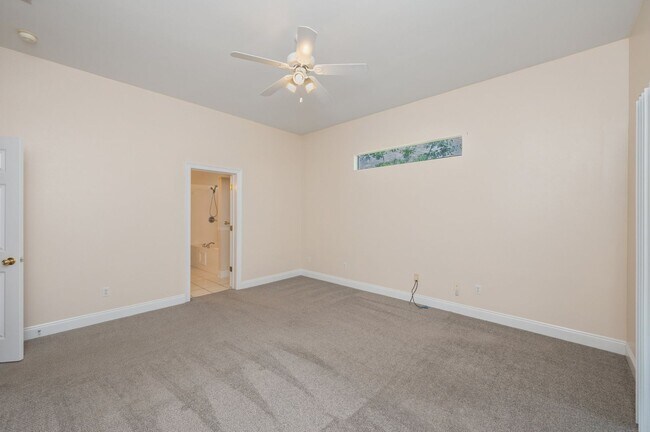 Building Photo - Lovely 3 Bedroom in the Heart of Niceville!