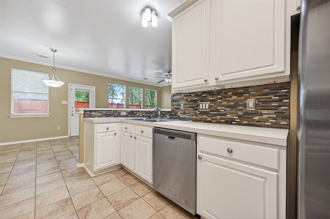 Building Photo - 54 Blue Creek Pl