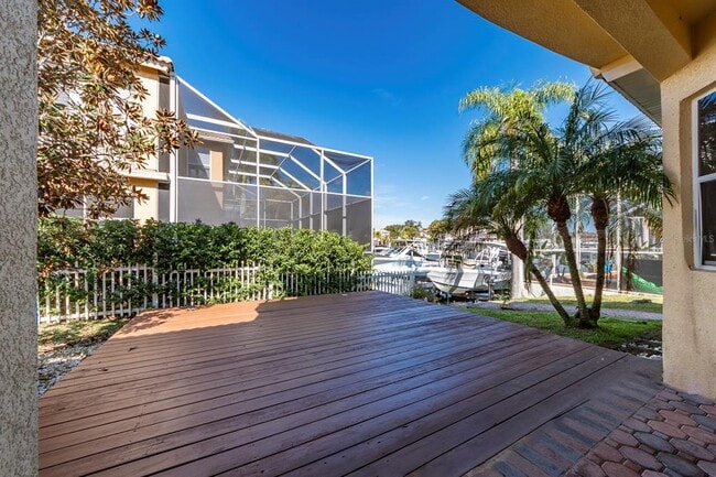 Building Photo - 10639 Hatteras Dr