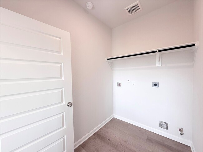 Building Photo - 3410 Brushy Marsh Dr