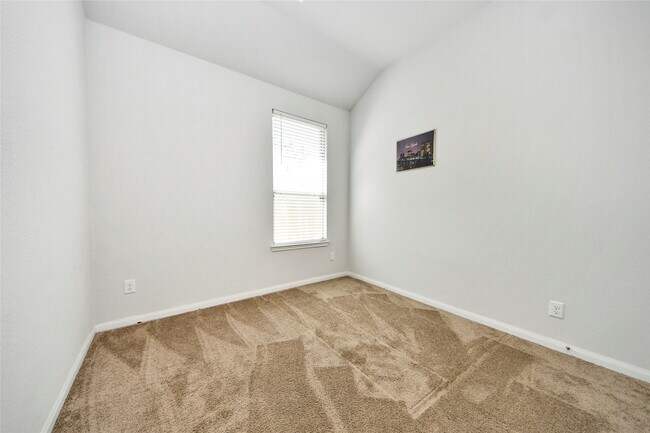 Building Photo - 20043 Poppy Hills Ln