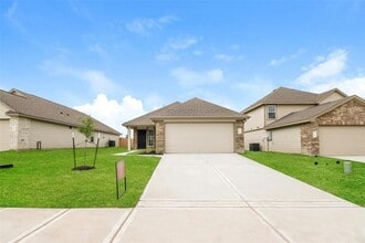 Building Photo - 311 Pronghorn Dr