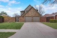 Building Photo - 6736 Phoenix Pl