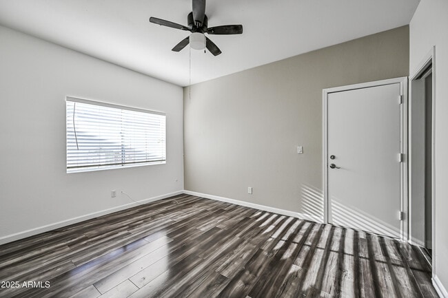 Building Photo - 5761 W Cholla St