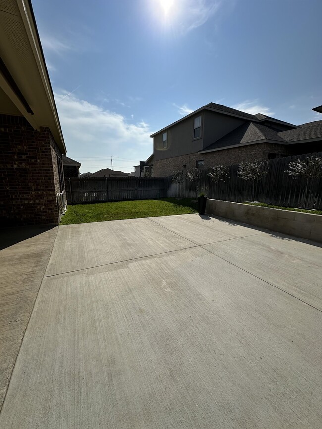 Building Photo - 1404 Orto Dr.