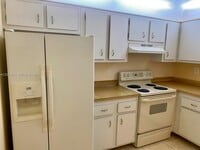 Building Photo - 1810 SW 81st Ave