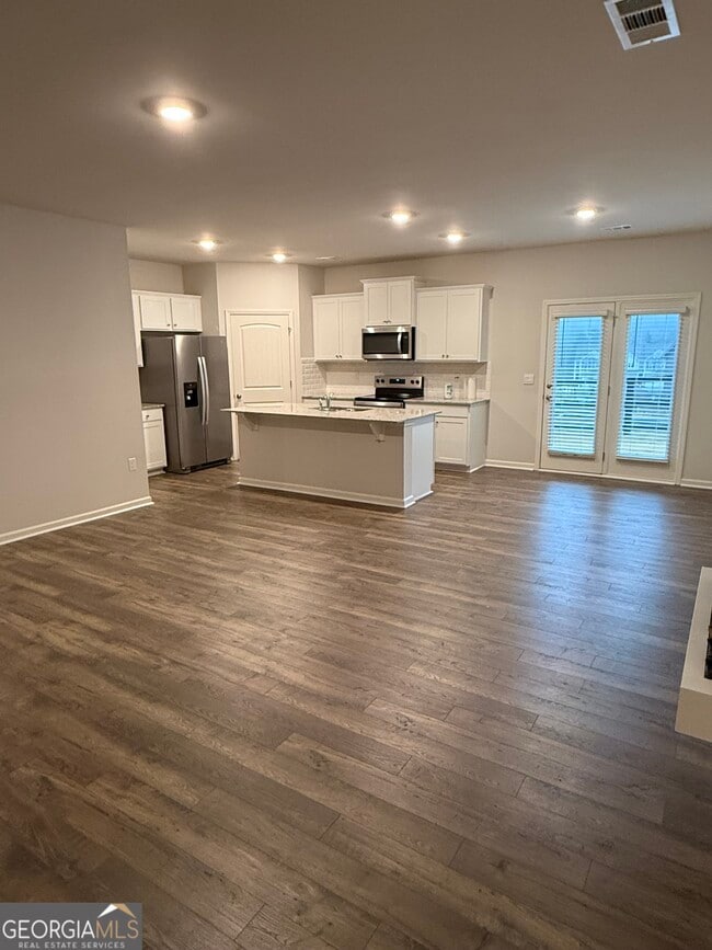 Building Photo - 30 Robinson Ridge