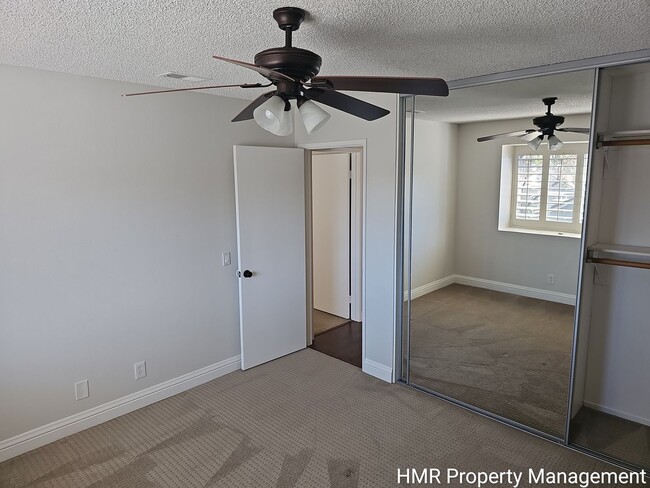 Building Photo - Spacious Two-Story Condo