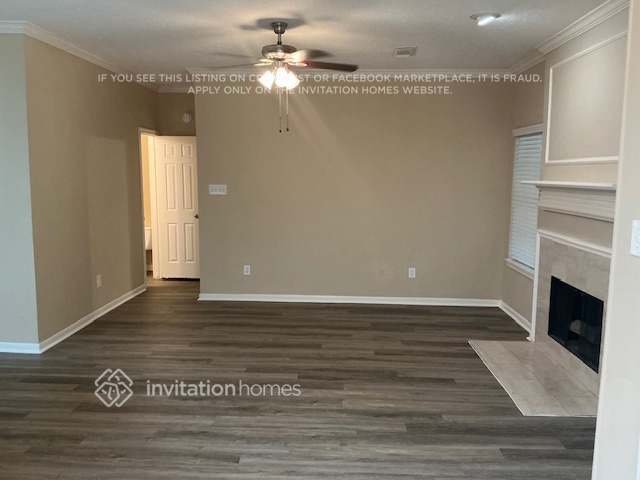Building Photo - 7822 Heather Heights Way