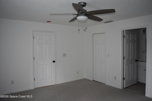 Building Photo - 2749 Freehold Ave SE