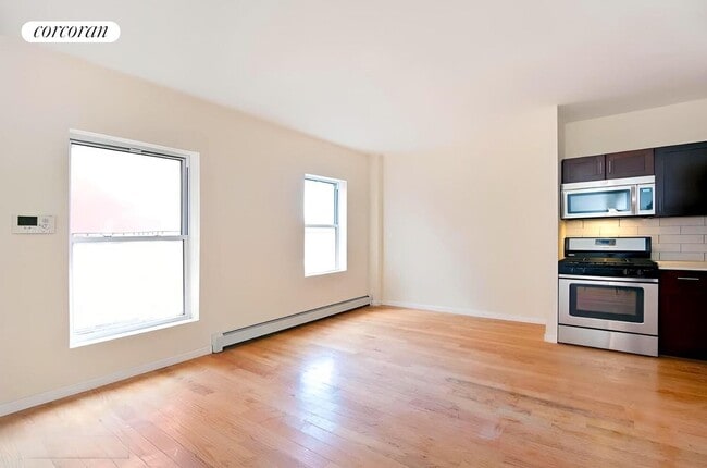 Building Photo - 838 Herkimer St