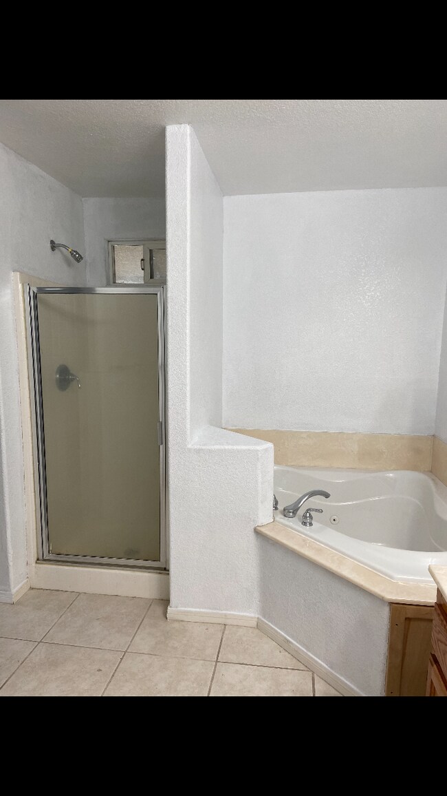 Building Photo - 16627 Ponca St