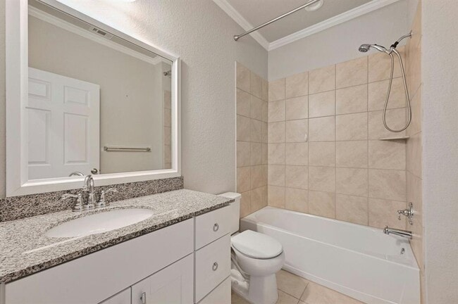 Building Photo - 5508 Mickelson Cove