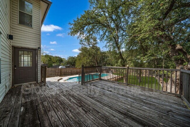 Building Photo - 3580 Olde Moss St