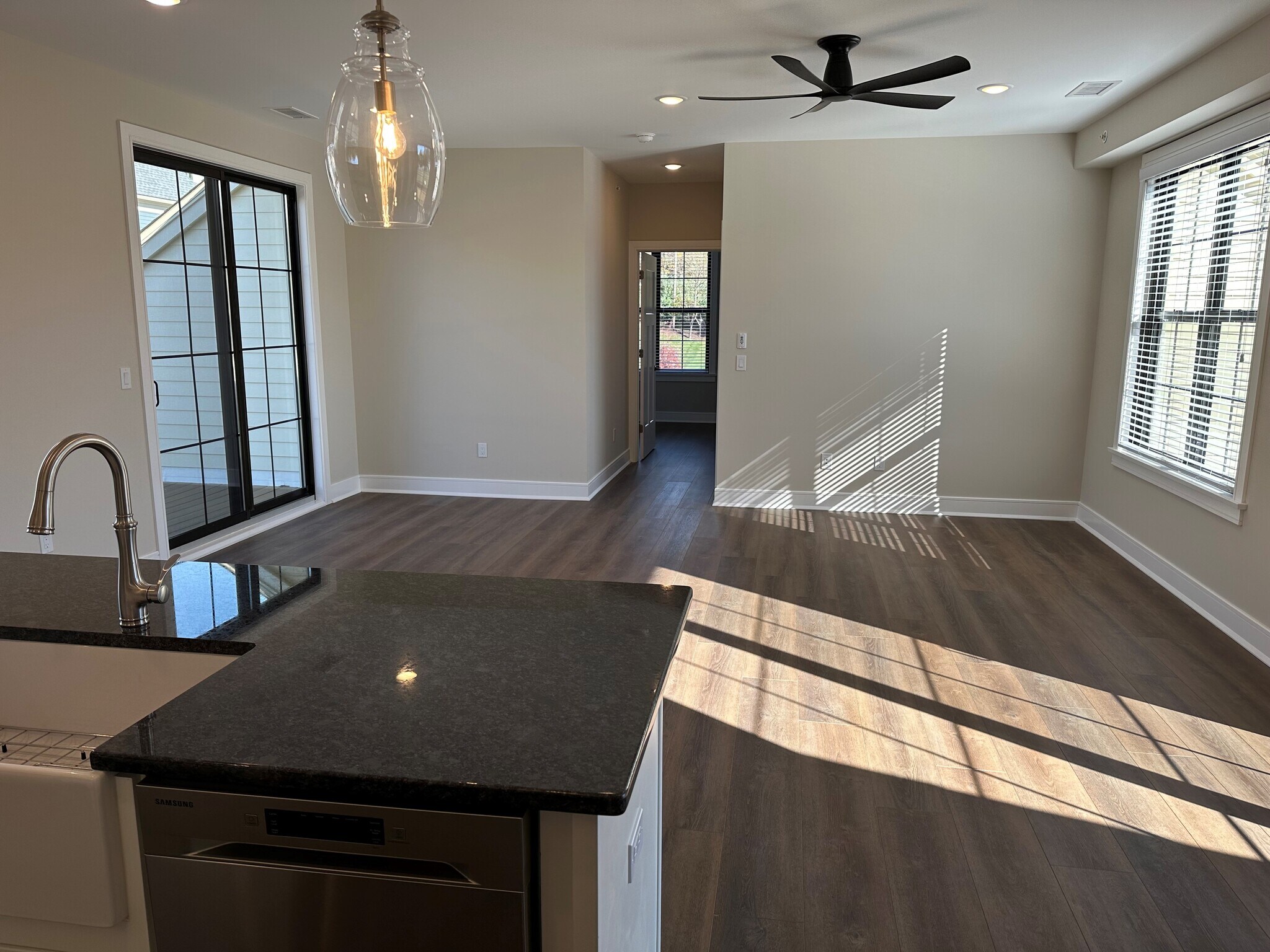 Building Photo - 1806 Route 9D