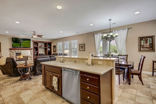 Building Photo - 41424 Trumble Ct