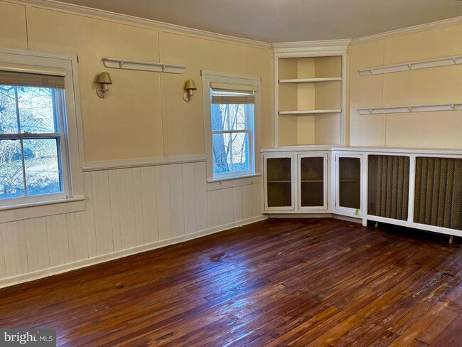 Building Photo - 8122 John Mosby Hwy