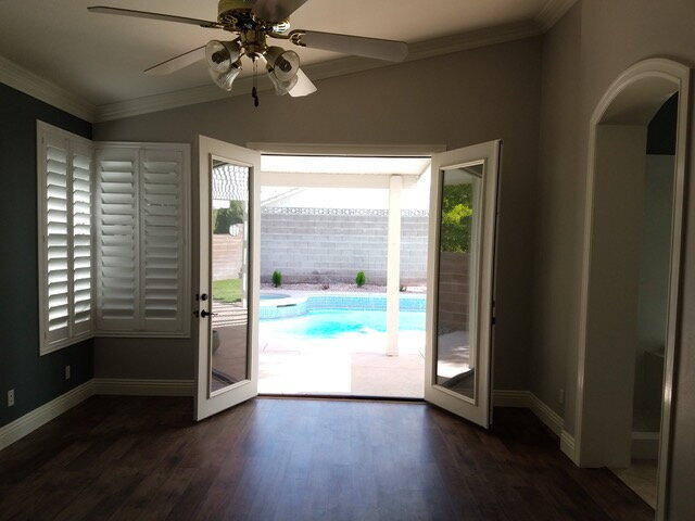 Building Photo - Elegant Single-Story Pool Home in Gated Community with Upgraded Kitchen & Easy-Care Backyard Pool...