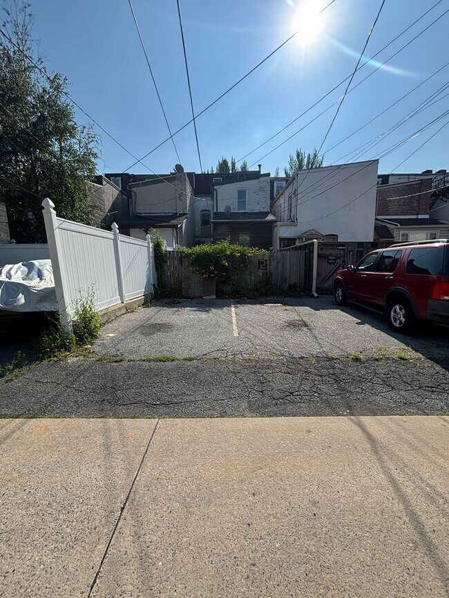 Building Photo - 31 N 11th St