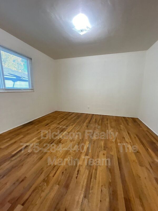 Building Photo - 238 18th St