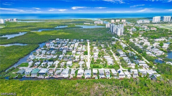Building Photo - 1296 Grand Canal Dr