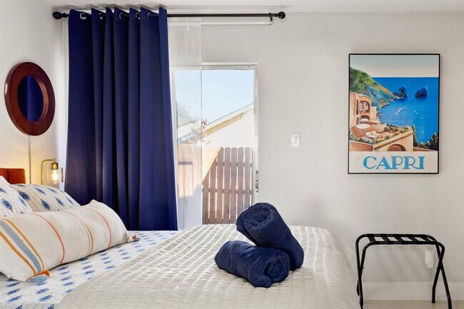 Building Photo - 5400 Alexis Cove