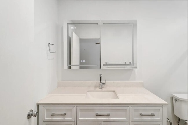 Building Photo - 30408 Whitmore Rd