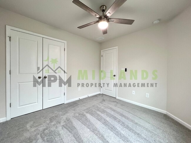 Building Photo - 1221C Champions Rest