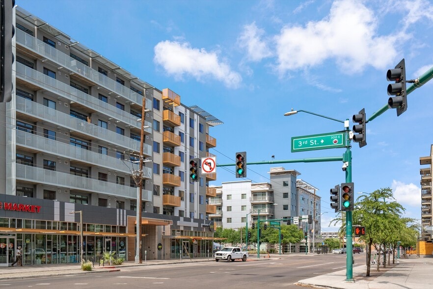 Building Photo - 1130 N 2nd St