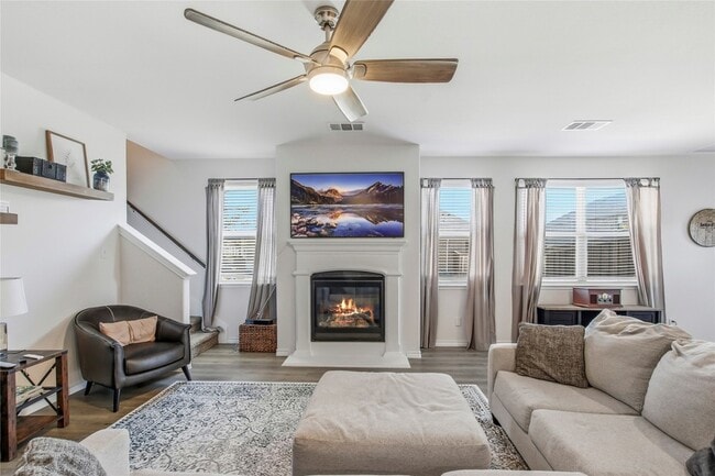 Building Photo - 1540 Princeton Dr