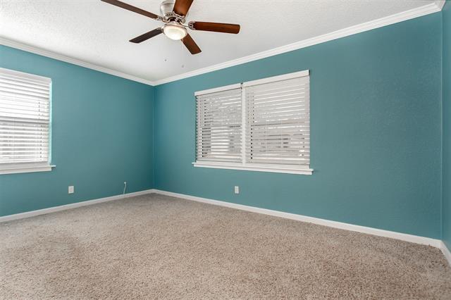 Building Photo - 926 Powell Rd