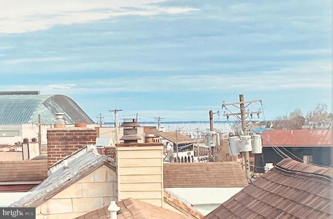 Building Photo - 30 Cornhill St