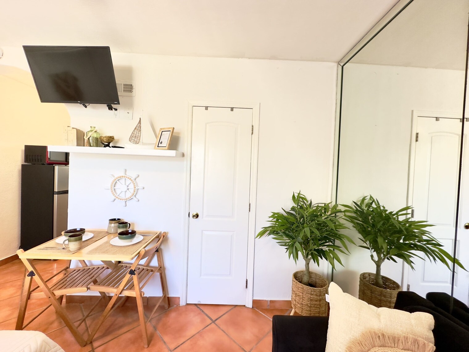 Building Photo - 104 Harding St