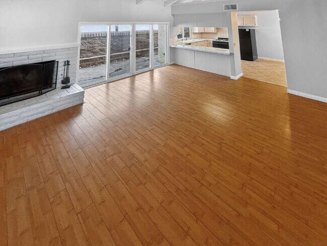 Building Photo - 1776 S Dallas Dr