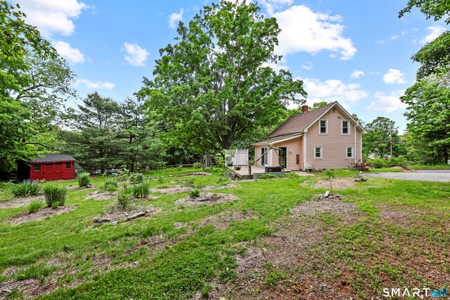 Building Photo - 917 Hopewell Rd