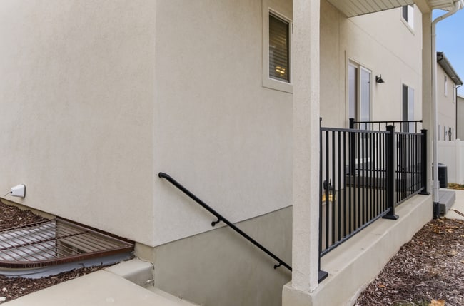 Building Photo - 4634 E Silver Moon Dr