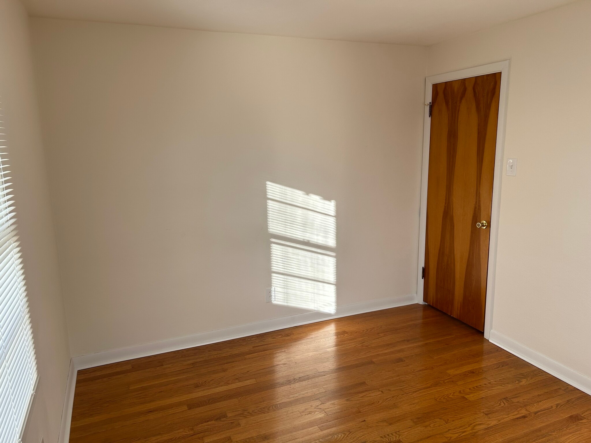 Building Photo - 230 Georgia Ave