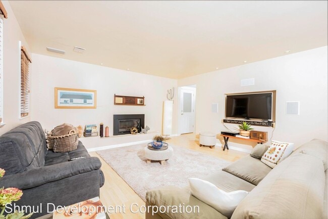 Building Photo - 4 br, 3 bath House - 6905 Breezewood Terrace