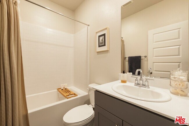 Building Photo - 1716 Cayton Lp