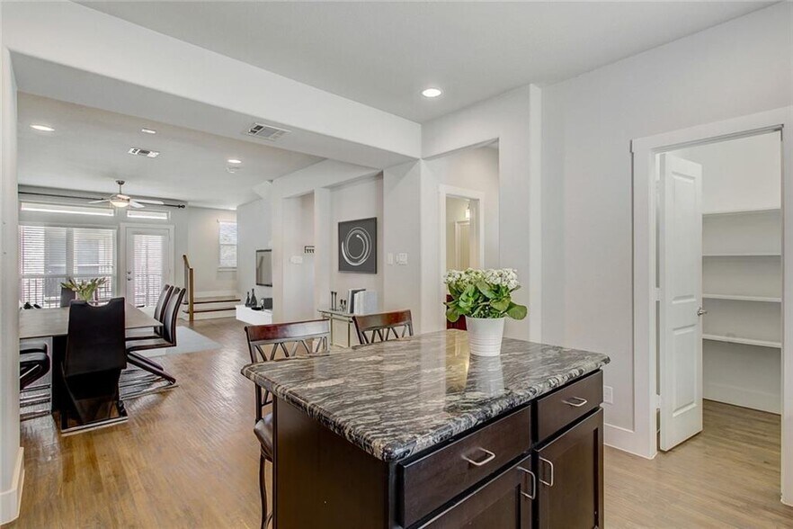 Building Photo - 1310 Rancho Mirage Dr