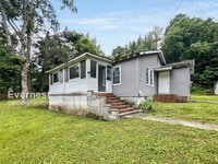 Building Photo - 3929 Happy Valley Rd
