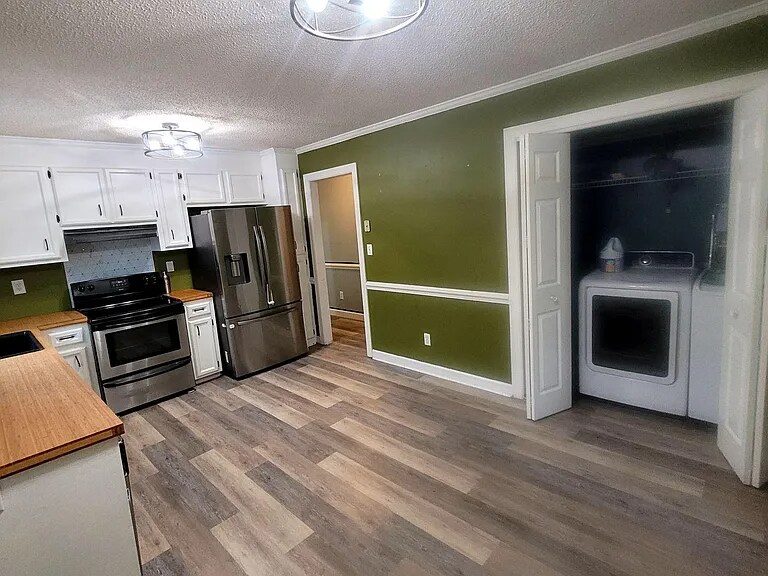 Building Photo - 4852 Stantonsburg Rd