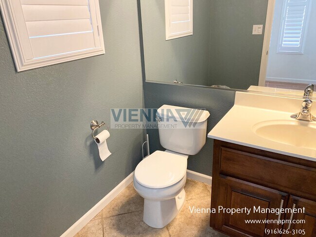 Building Photo - Sacramento, CA - House - $2,350.00