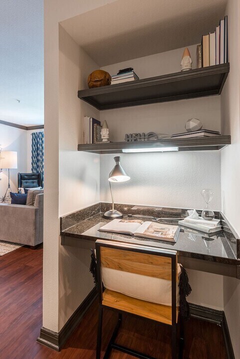 Building Photo - Move In & Save $500 + Get Fees Credited!